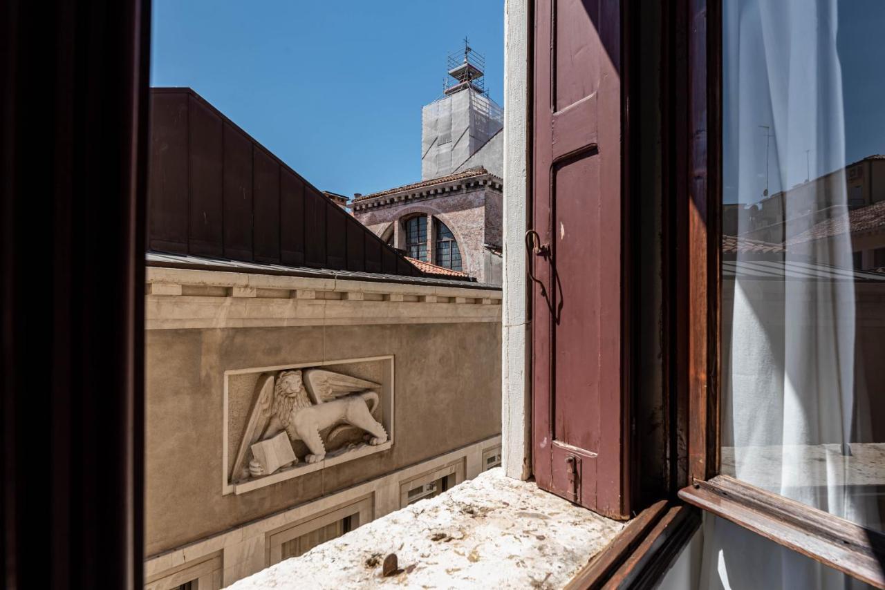 Venezia-San Marco View On Luxury Shopping Street Διαμέρισμα Εξωτερικό φωτογραφία